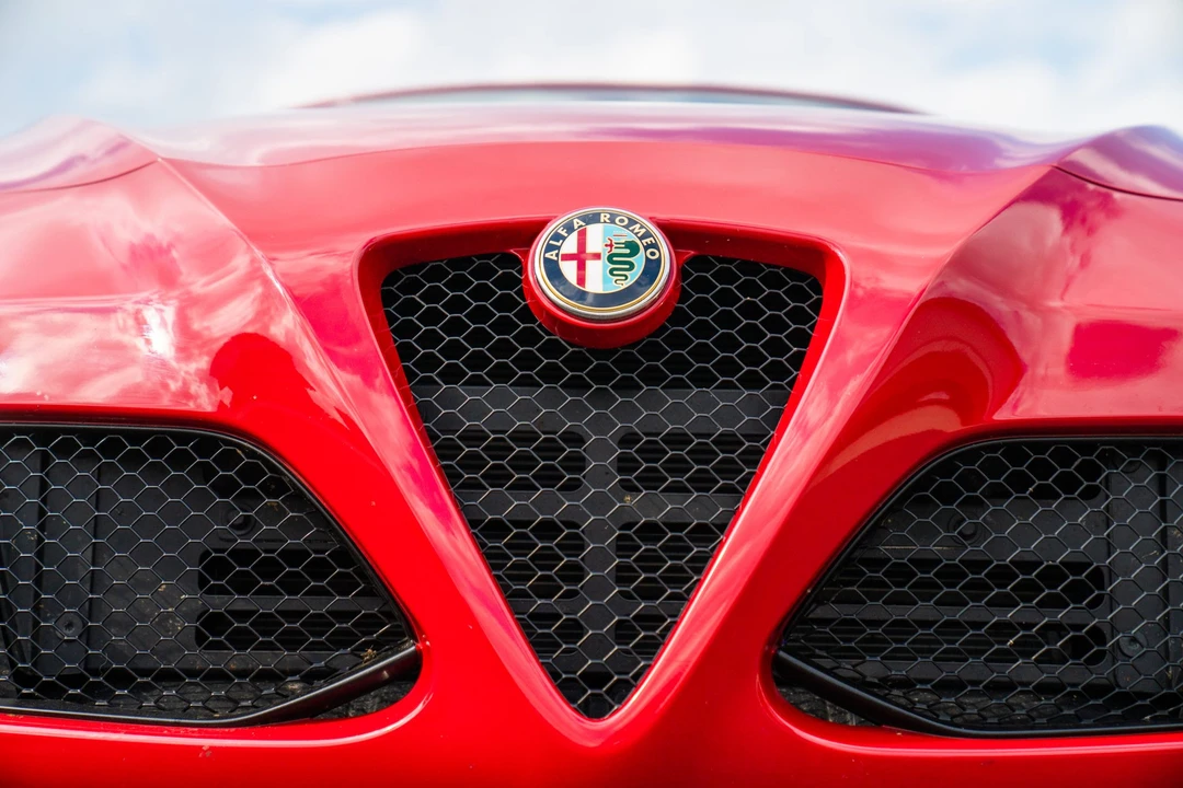 2015 Alfa Romeo 4C Coupe - Image 13 of 31