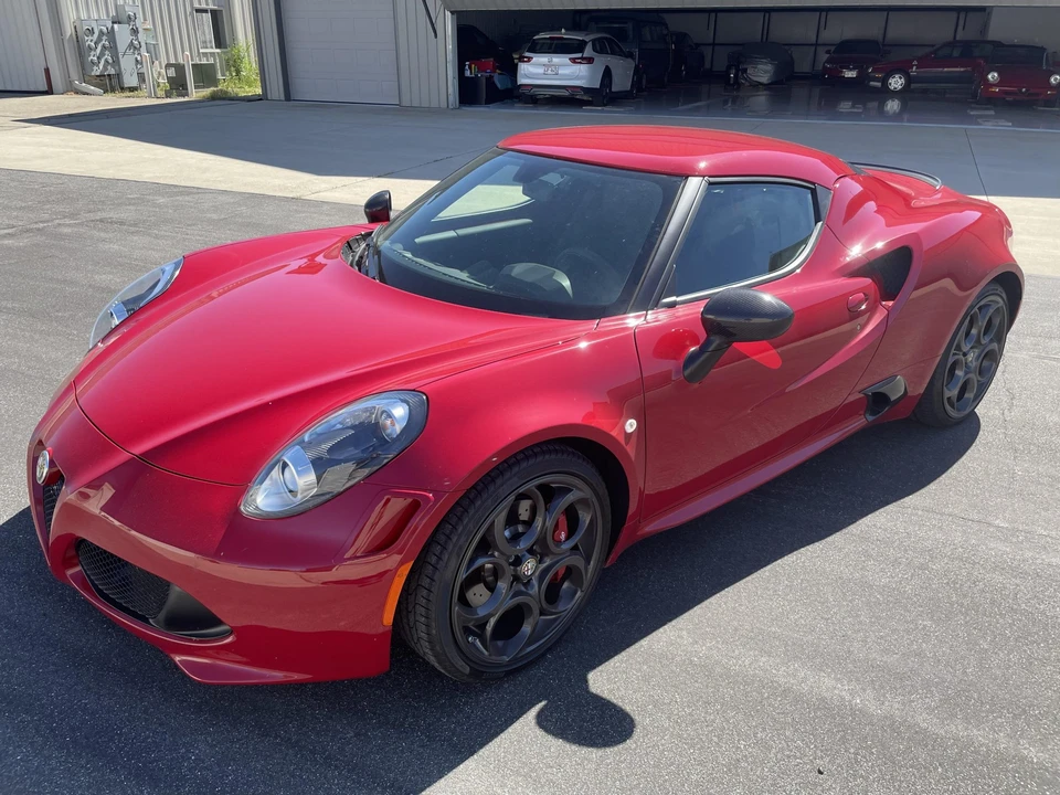 2015 Alfa Romeo 4C Coupe - Image 5 of 31