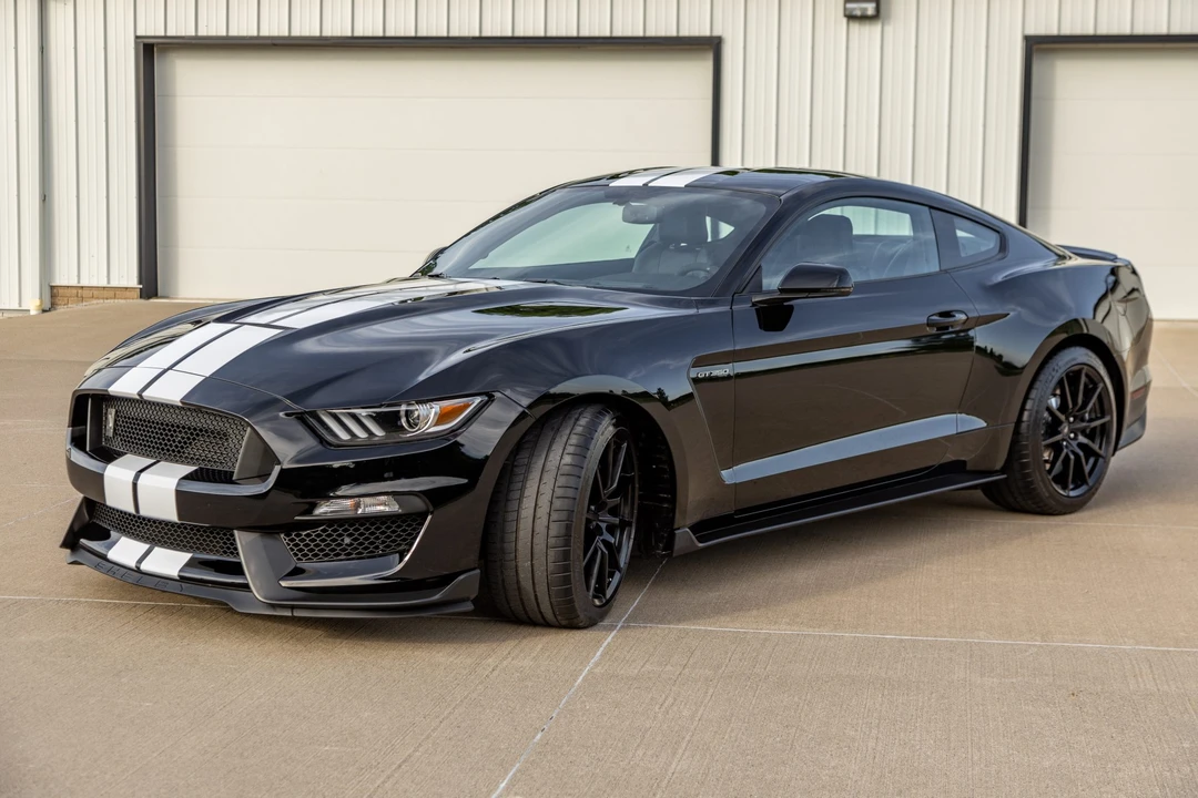 2016 Ford S550 Shelby Mustang GT350 - Image 2 of 31