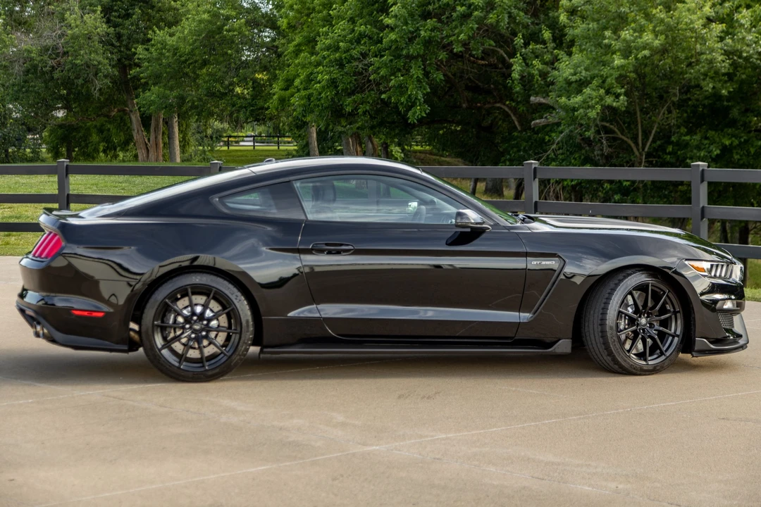 2016 Ford S550 Shelby Mustang GT350 - Image 4 of 31