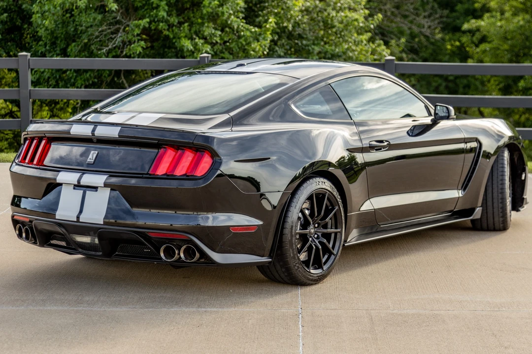 2016 Ford S550 Shelby Mustang GT350 - Image 5 of 31