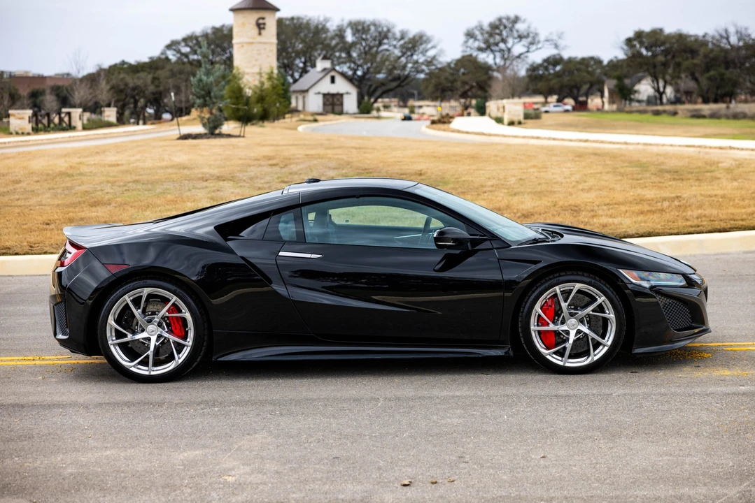 2017 Acura NC1 NSX - Image 12 of 31