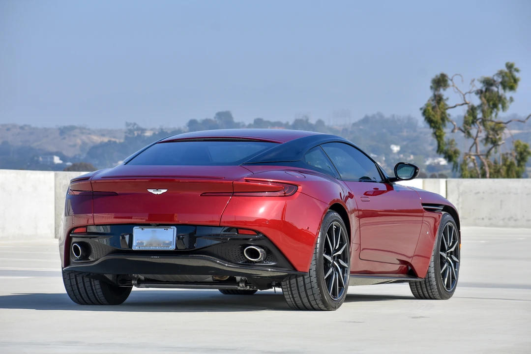 2017 Aston Martin DB11 V12 - Image 12 of 31