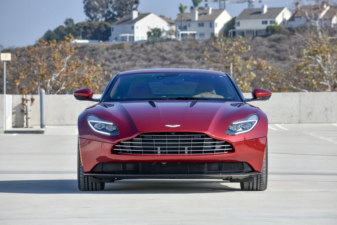 2017 Aston Martin DB11 V12 - Image 8 of 31