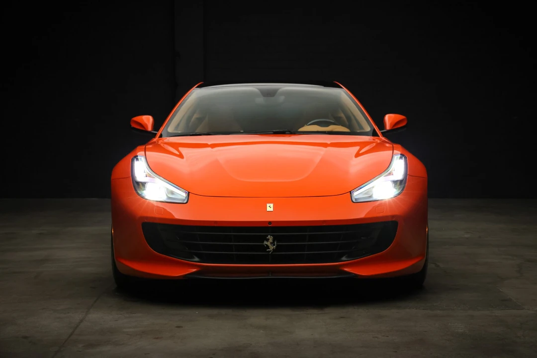 2018 Ferrari GTC4Lusso - Image 15 of 31