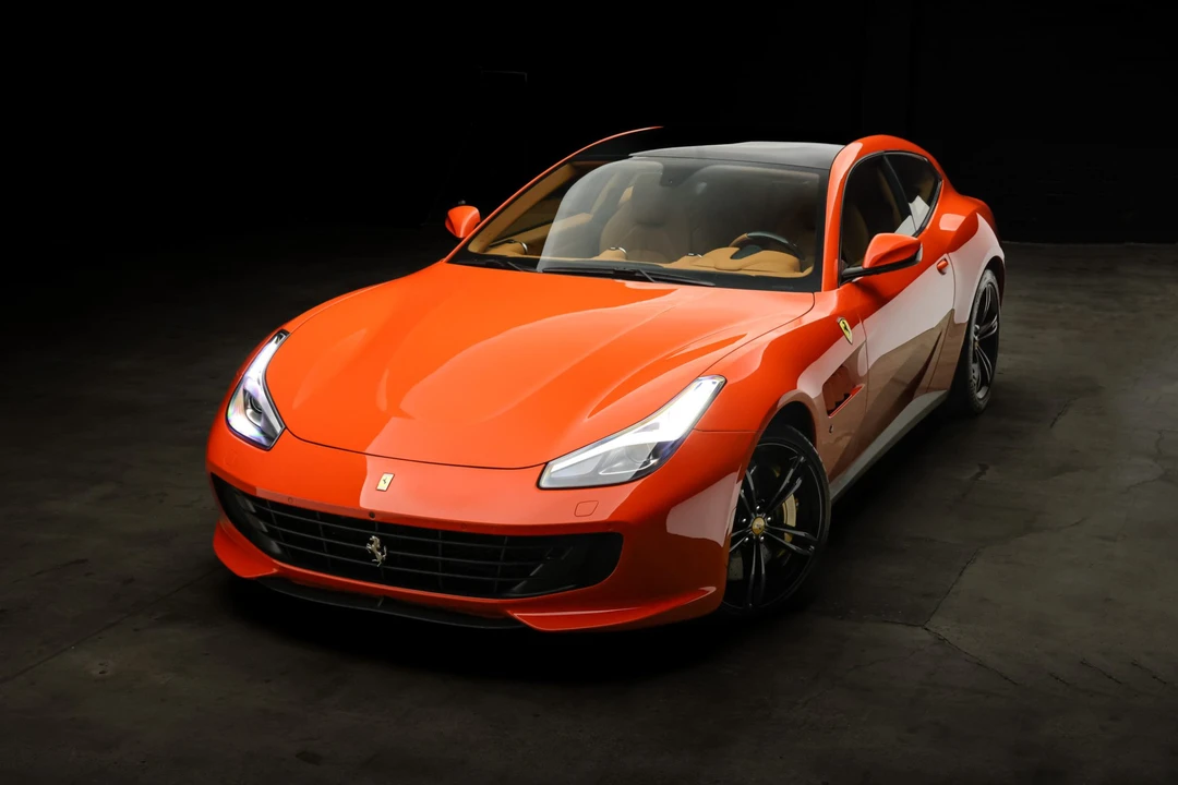 2018 Ferrari GTC4Lusso - Image 17 of 31
