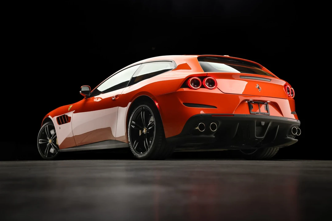 2018 Ferrari GTC4Lusso - Image 25 of 31