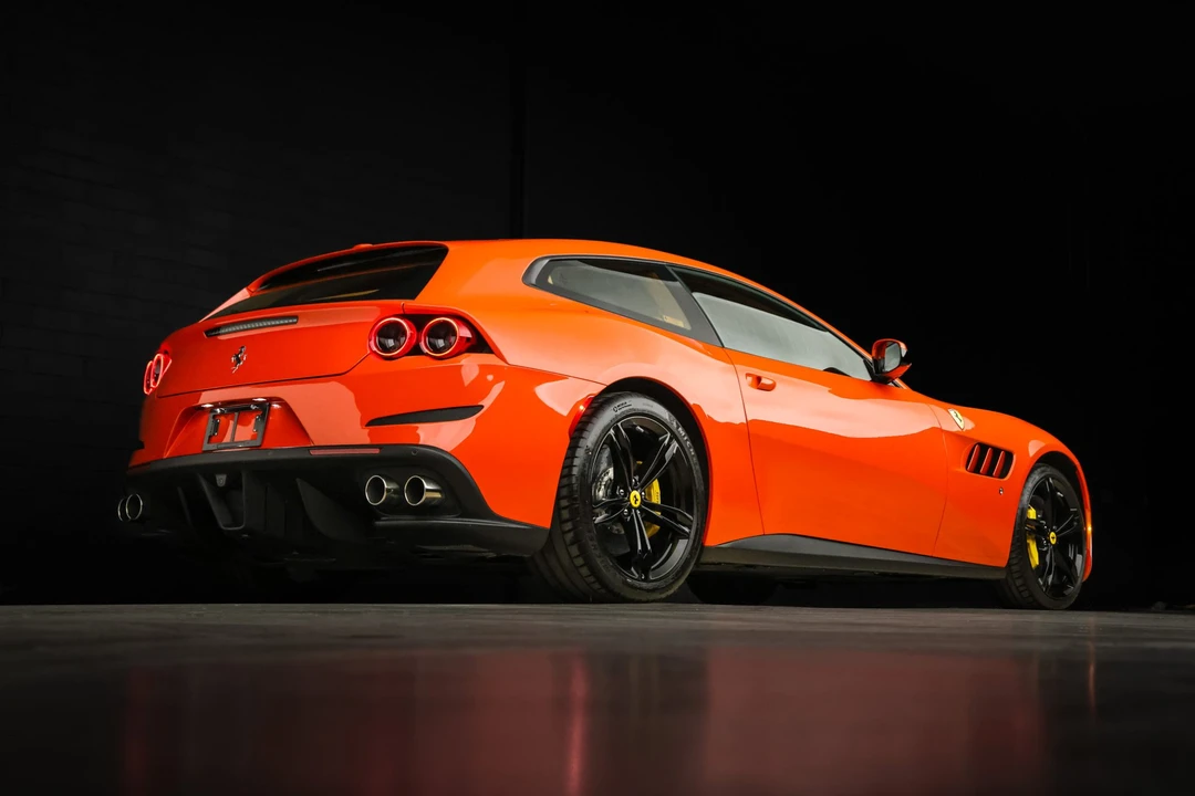 2018 Ferrari GTC4Lusso - Image 29 of 31