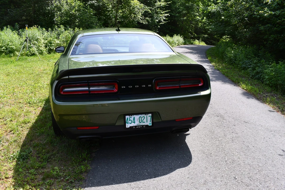 2019 Dodge Challenger SRT Hellcat 3rd Gen - Image 17 of 31