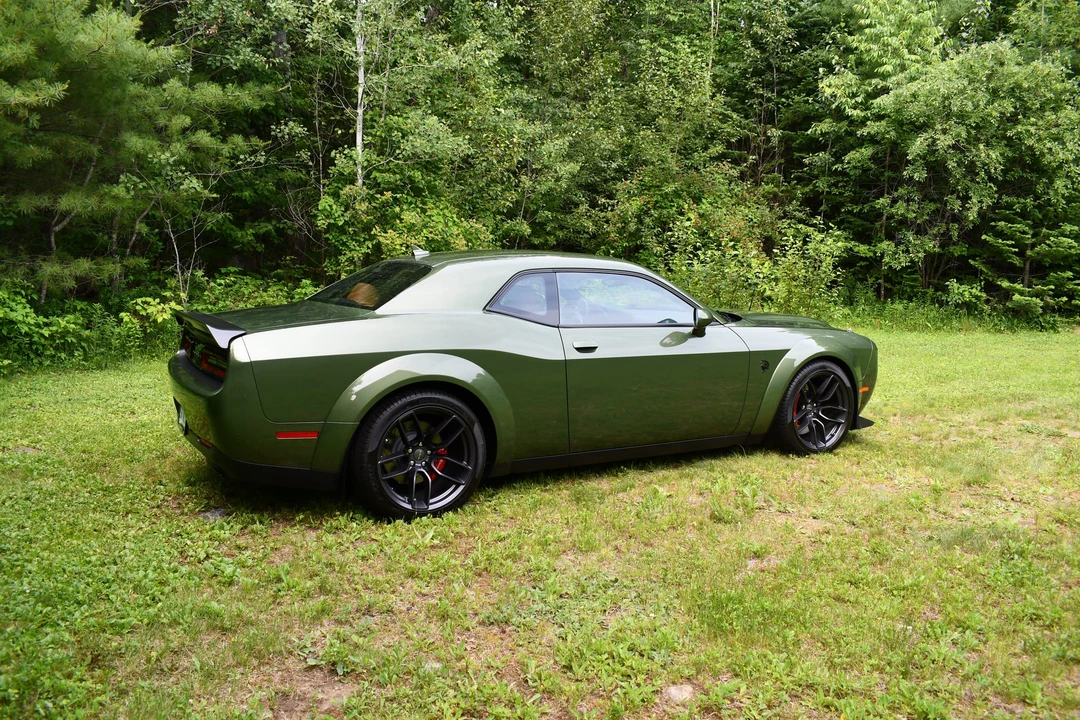 2019 Dodge Challenger SRT Hellcat 3rd Gen - Image 19 of 31