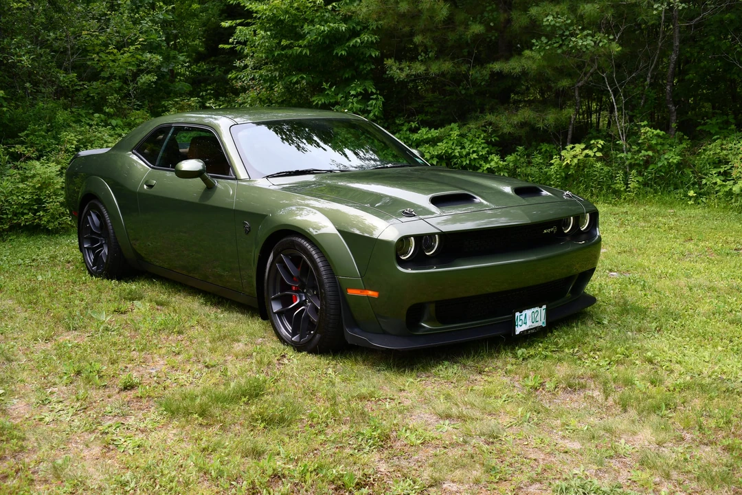 2019 Dodge Challenger SRT Hellcat 3rd Gen - Image 24 of 31