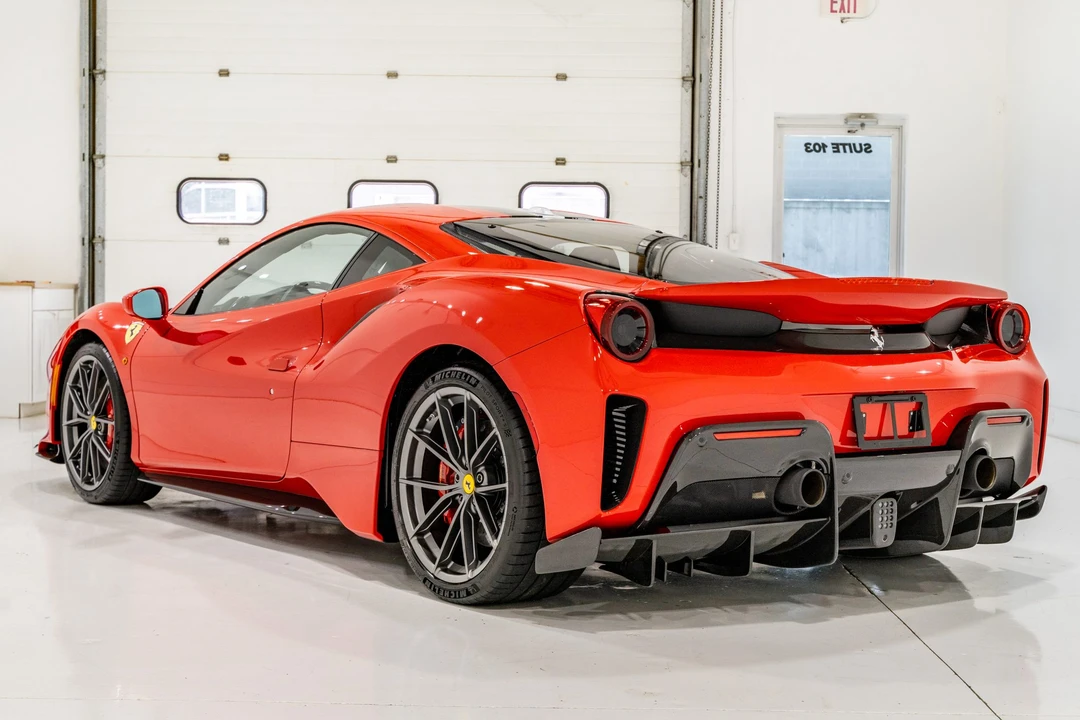 2020 Ferrari 488 Pista - Image 14 of 31