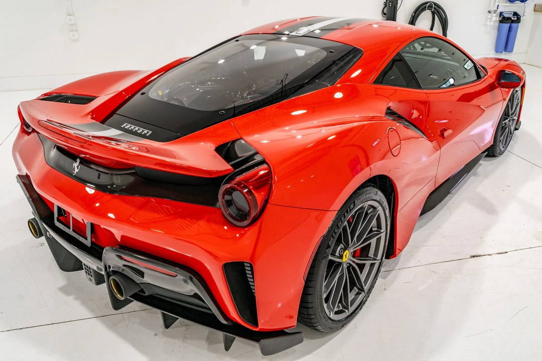 2020 Ferrari 488 Pista - Image 19 of 31
