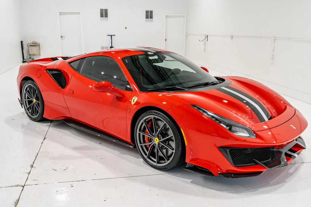 2020 Ferrari 488 Pista - Image 25 of 31