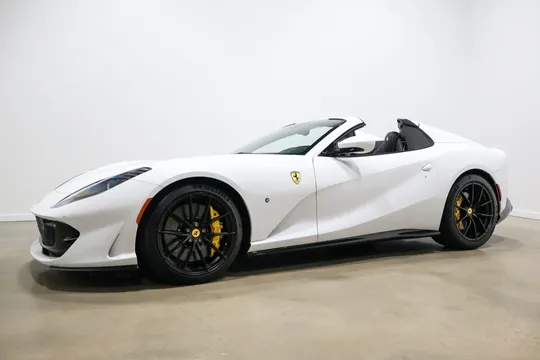 2022 Ferrari 812 GTS