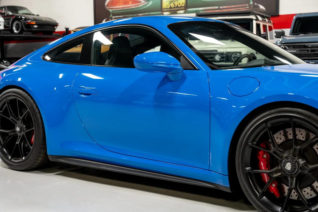 2022 Porsche 992 GT3 Touring - Image 31 of 31