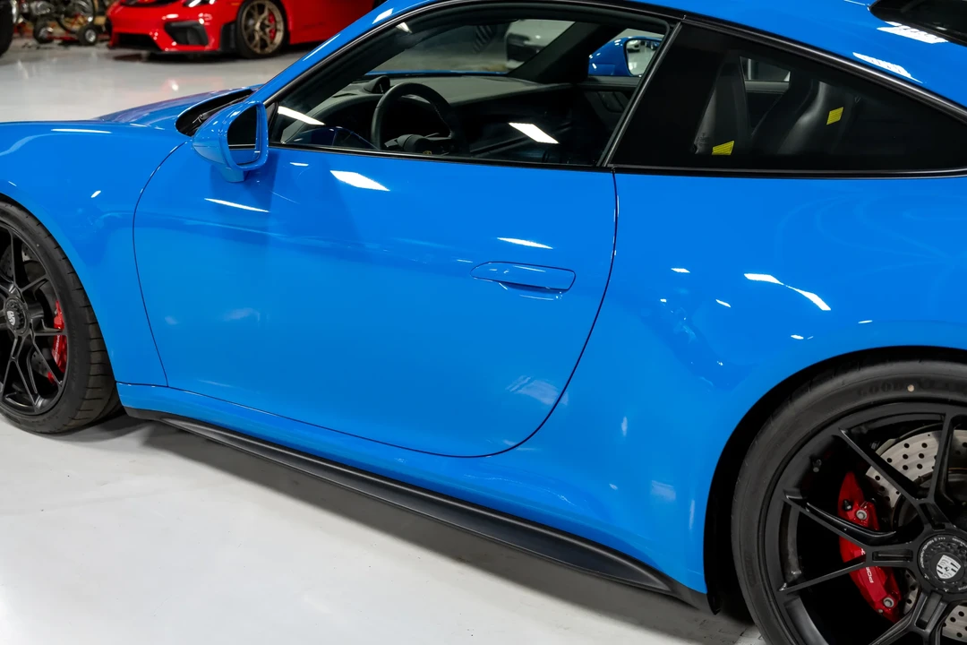 2022 Porsche 992 GT3 Touring - Image 29 of 31
