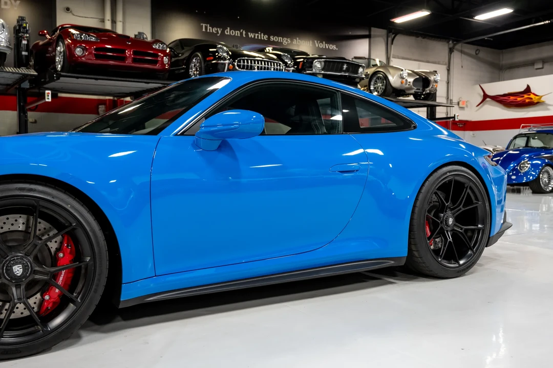 2022 Porsche 992 GT3 Touring - Image 28 of 31