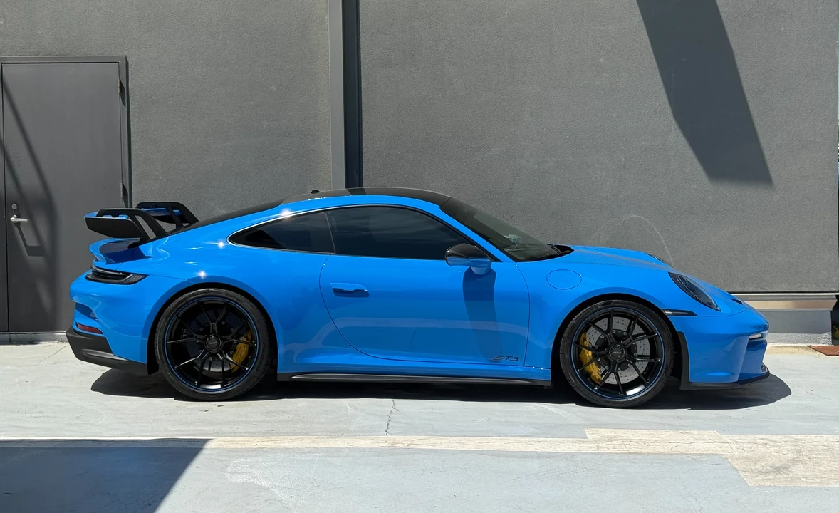 2022 Porsche 992 GT3 - Image 23 of 31