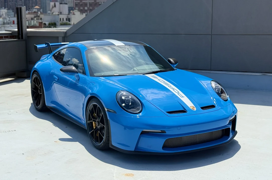 2022 Porsche 992 GT3 - Image 24 of 31