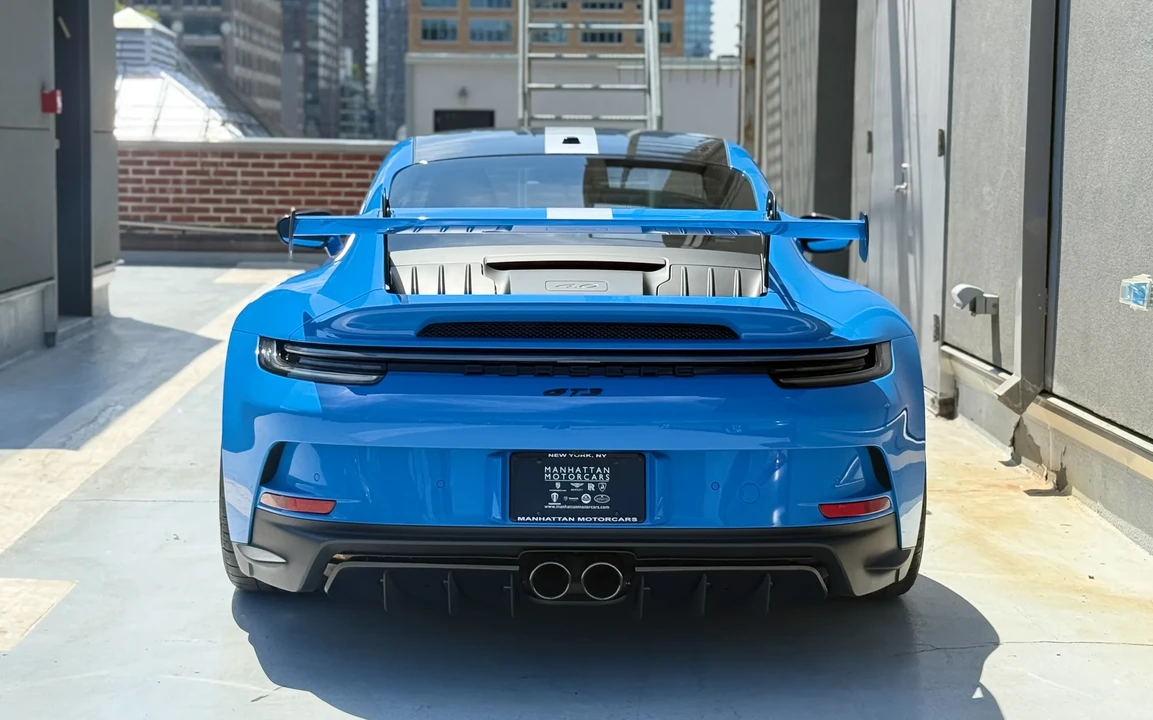 2022 Porsche 992 GT3 - Image 19 of 31