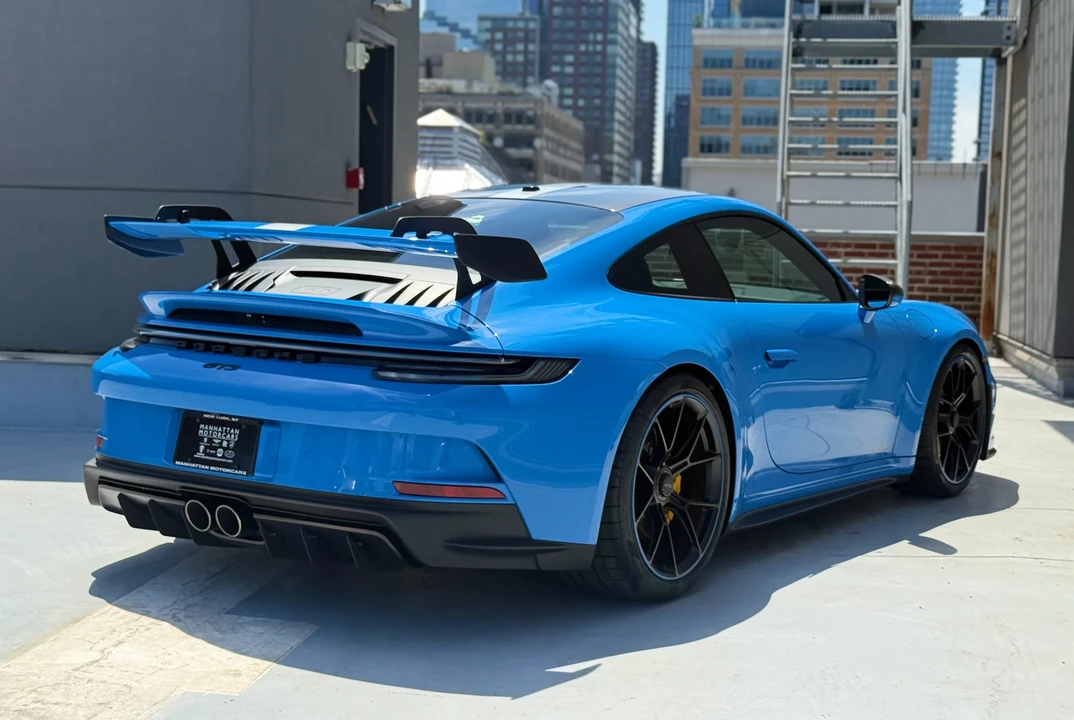 2022 Porsche 992 GT3 - Image 22 of 31
