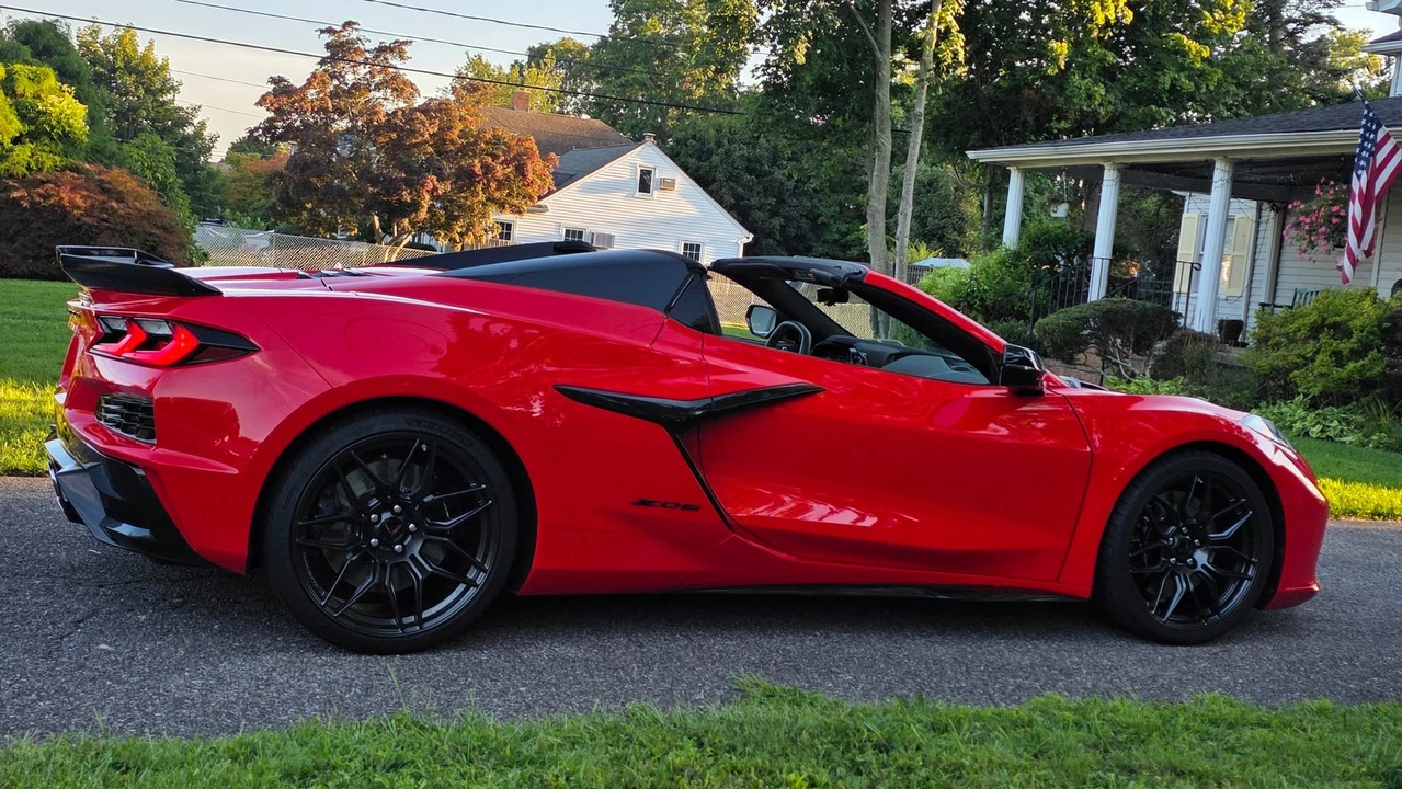 2023 Chevrolet Corvette C8 Z06 - Image 9 of 31