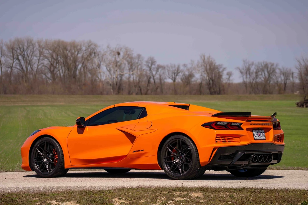 2023 Chevrolet Corvette C8 Z06 - Image 28 of 31