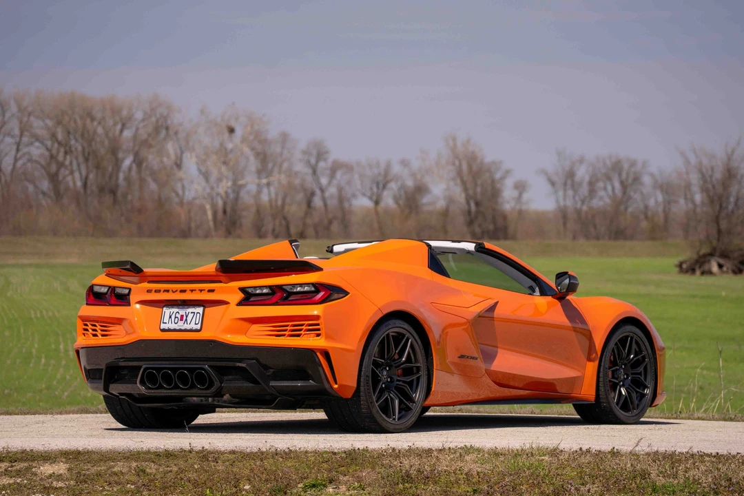 2023 Chevrolet Corvette C8 Z06 - Image 13 of 31