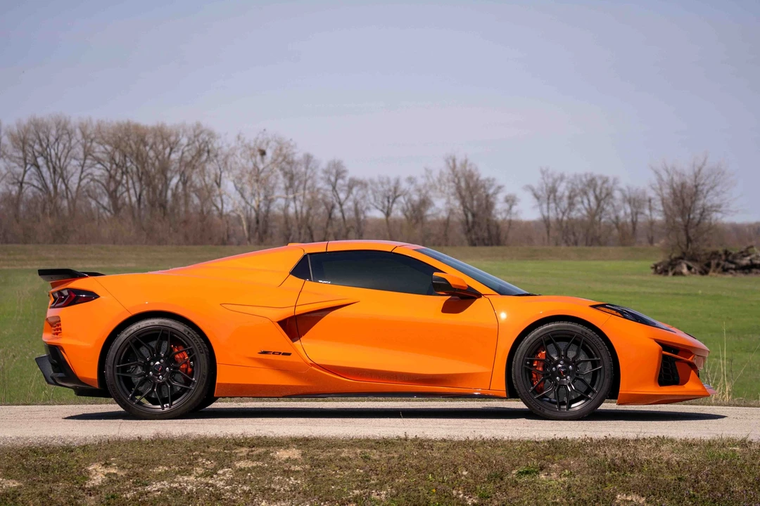 2023 Chevrolet Corvette C8 Z06 - Image 27 of 31