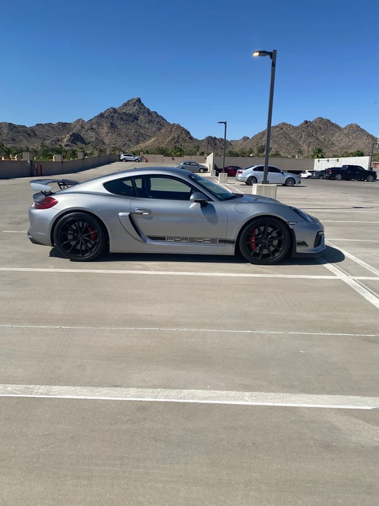 2016 Porsche 981 Cayman GT4 - Image 4 of 11