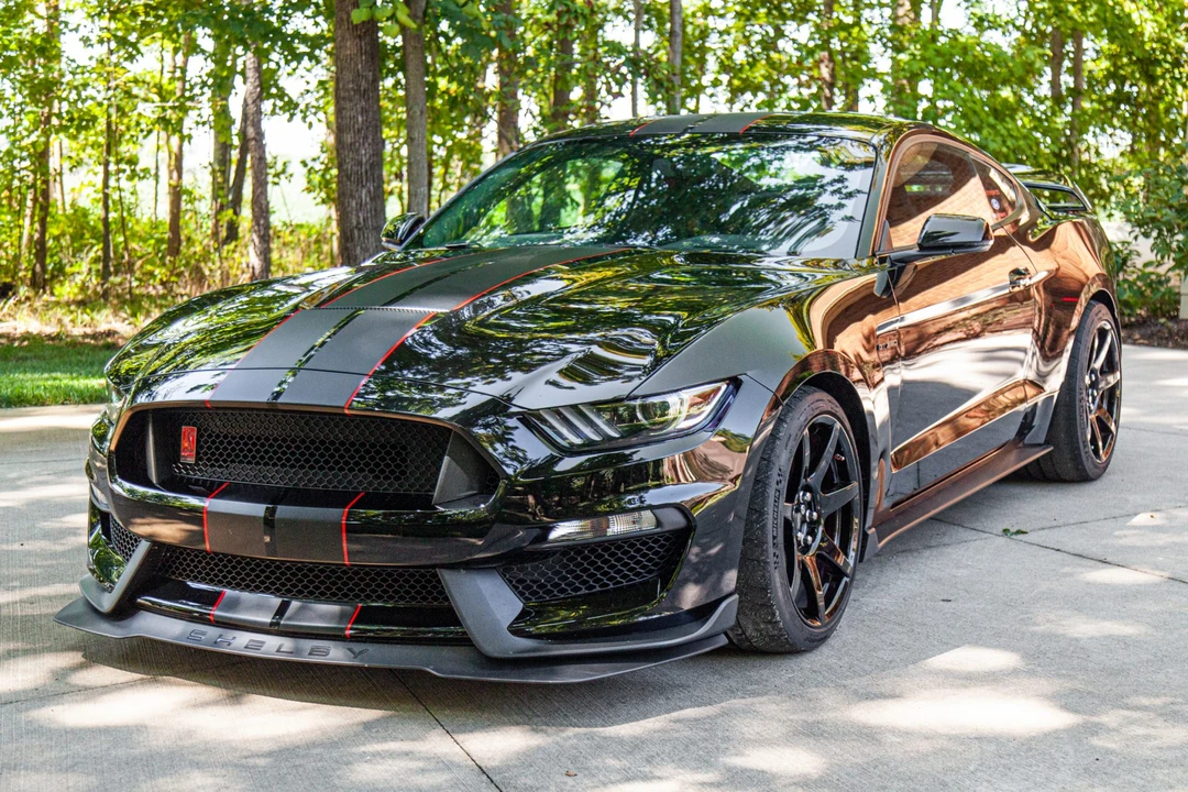 2016 Ford S550 Shelby Mustang GT350R - Image 2 of 31