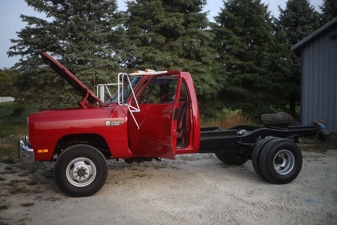 1989 Dodge Ram 1st Gen - Image 16 of 31