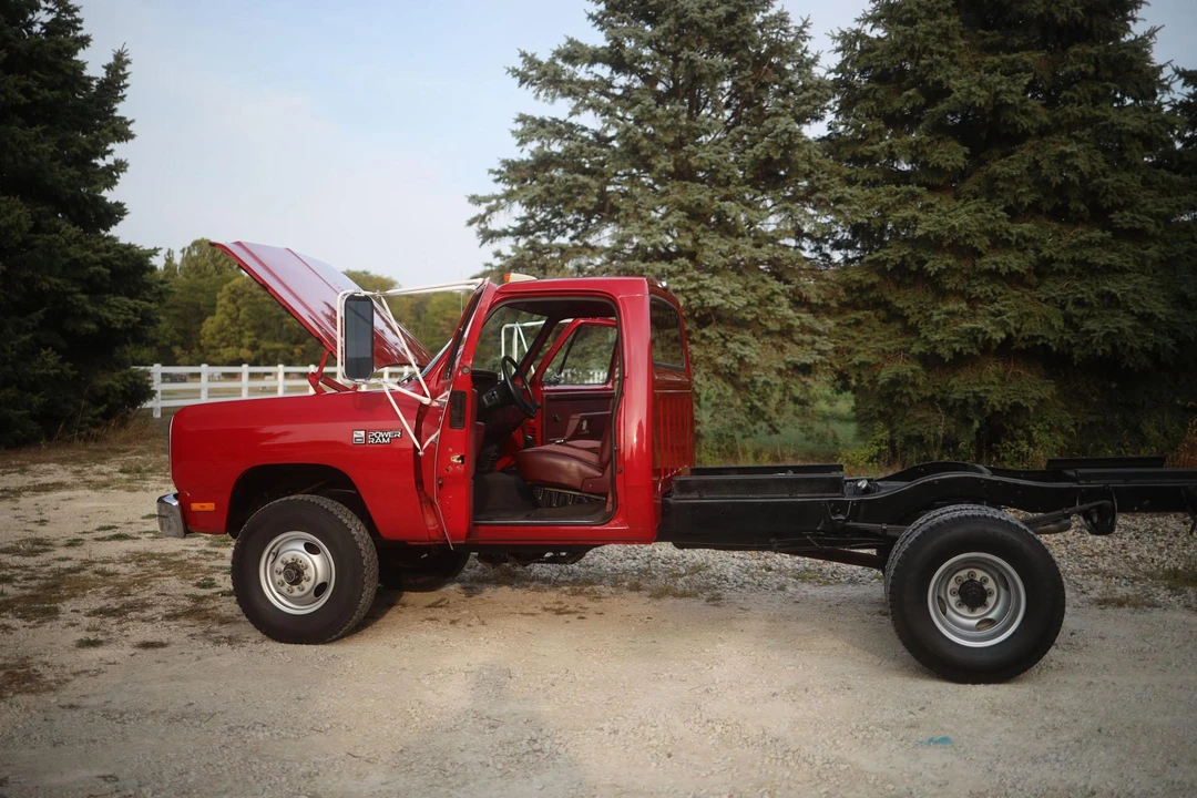 1989 Dodge Ram 1st Gen - Image 26 of 31