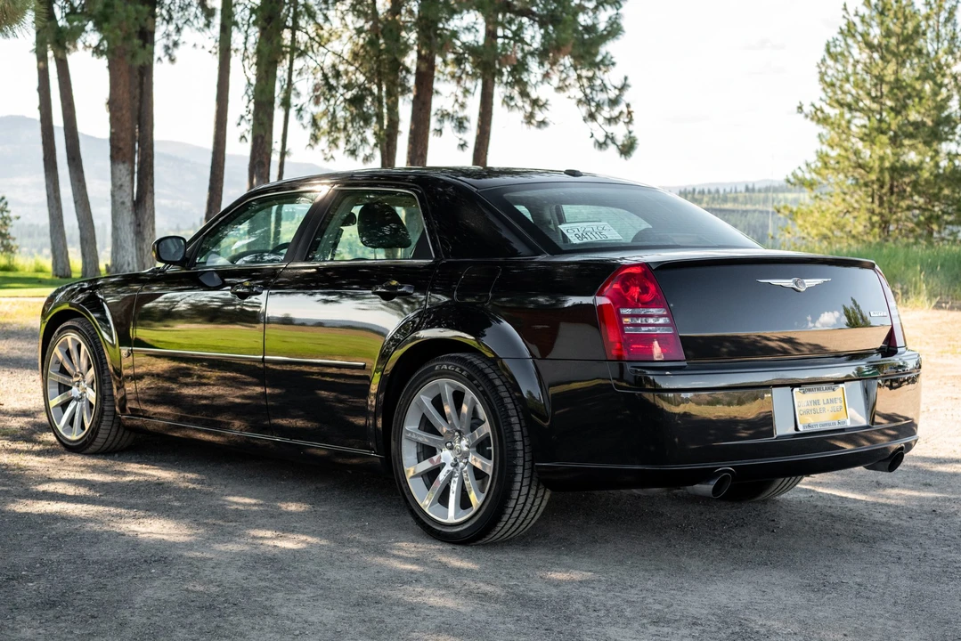 2006 Chrysler 300 (2005-2023) - Image 9 of 31