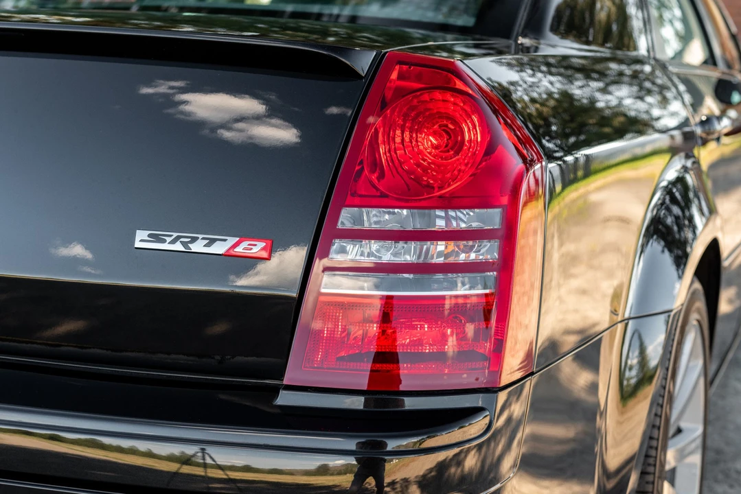 2006 Chrysler 300 (2005-2023) - Image 18 of 31