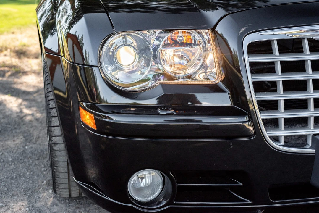 2006 Chrysler 300 (2005-2023) - Image 12 of 31