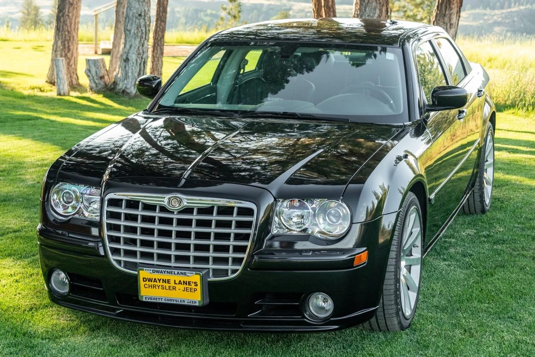 2006 Chrysler 300 (2005-2023) - Image 2 of 31