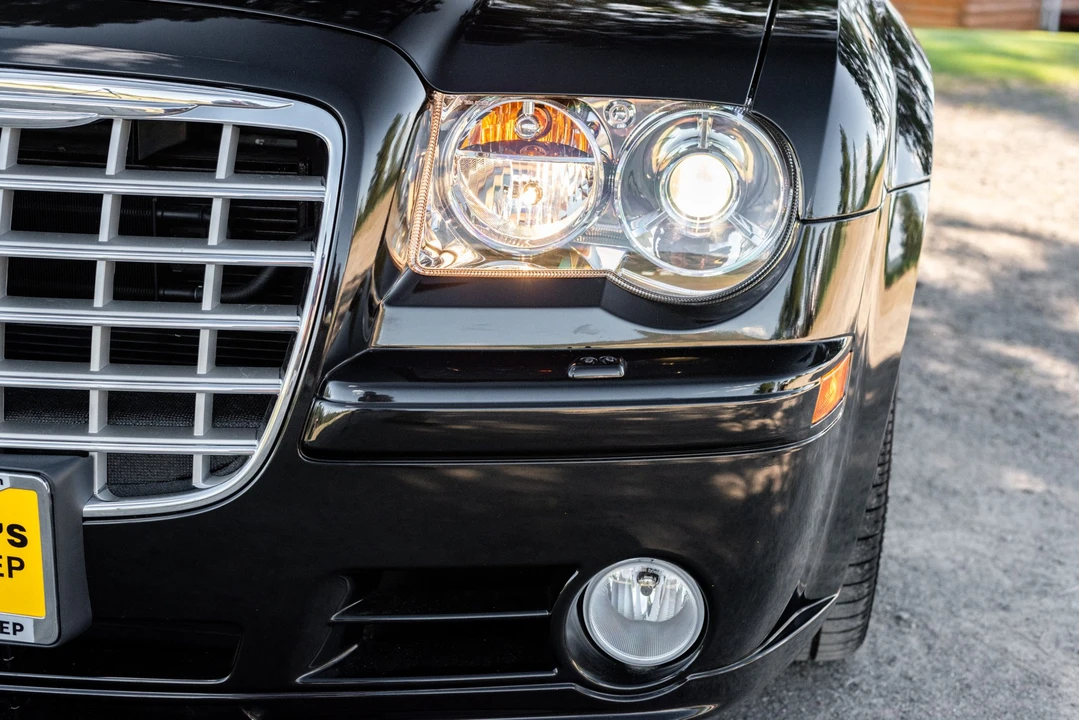 2006 Chrysler 300 (2005-2023) - Image 13 of 31