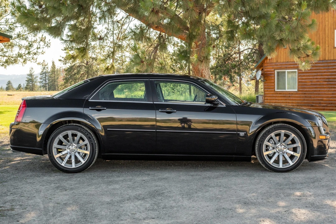 2006 Chrysler 300 (2005-2023) - Image 6 of 31