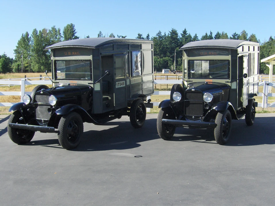 1931 Ford Model A Pickup & Model AA - Image 3 of 5