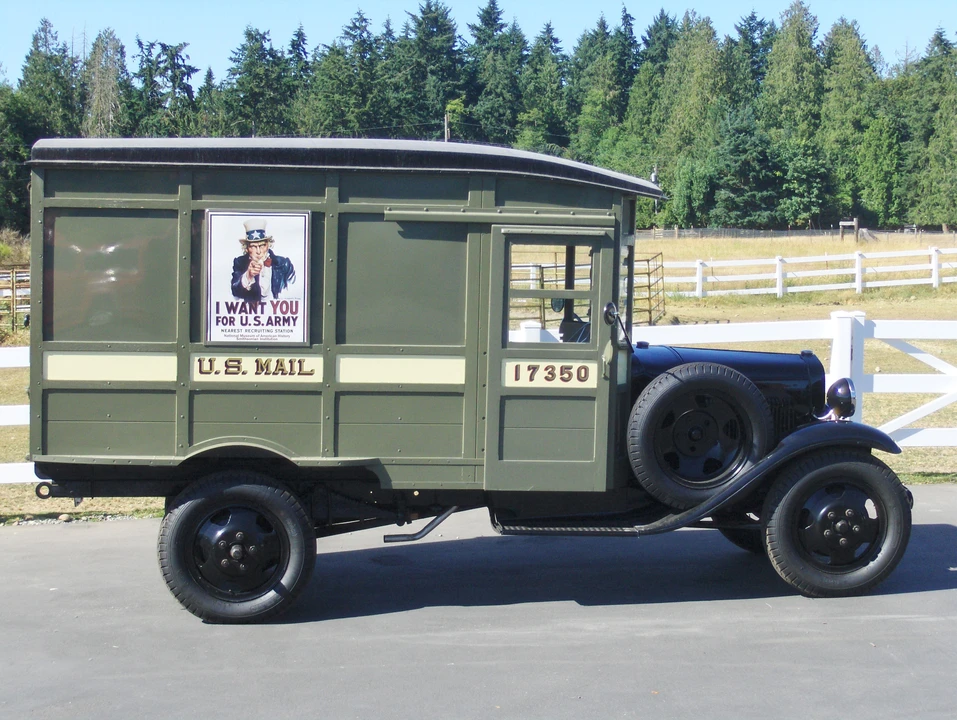 1931 Ford Model A Pickup & Model AA - Image 2 of 5
