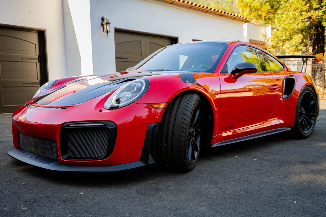 2018 Porsche 991 GT2 RS - Image 2 of 31