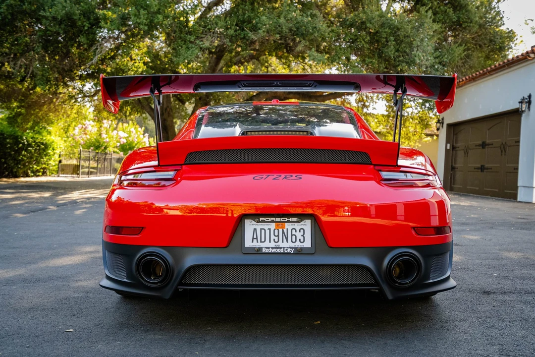2018 Porsche 991 GT2 RS - Image 9 of 31
