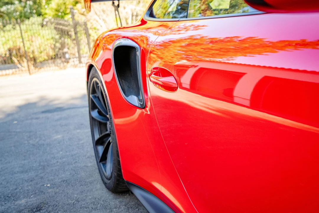 2018 Porsche 991 GT2 RS - Image 18 of 31