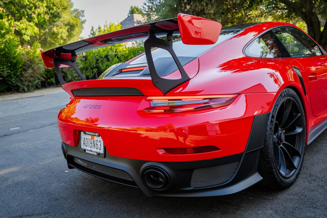 2018 Porsche 991 GT2 RS - Image 17 of 31