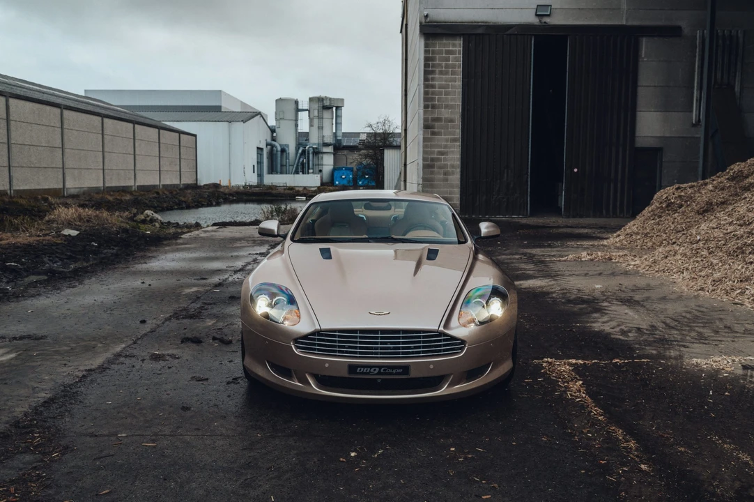 2010 Aston Martin DB9 - Image 9 of 31