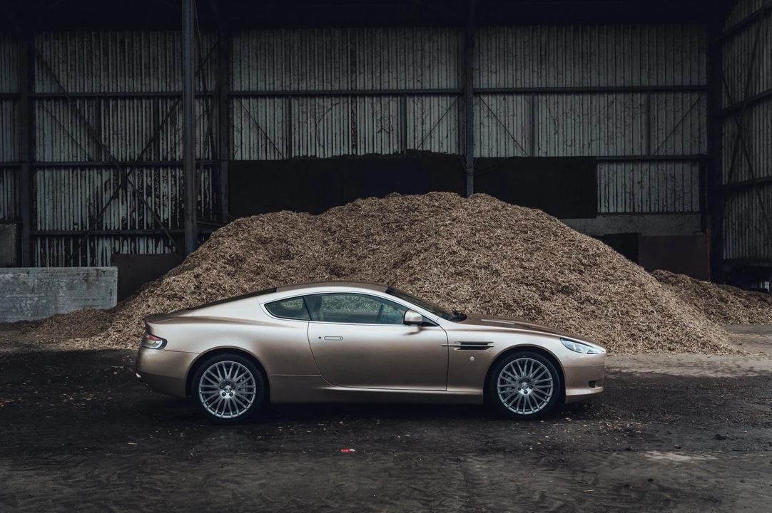 2010 Aston Martin DB9 - Image 10 of 31
