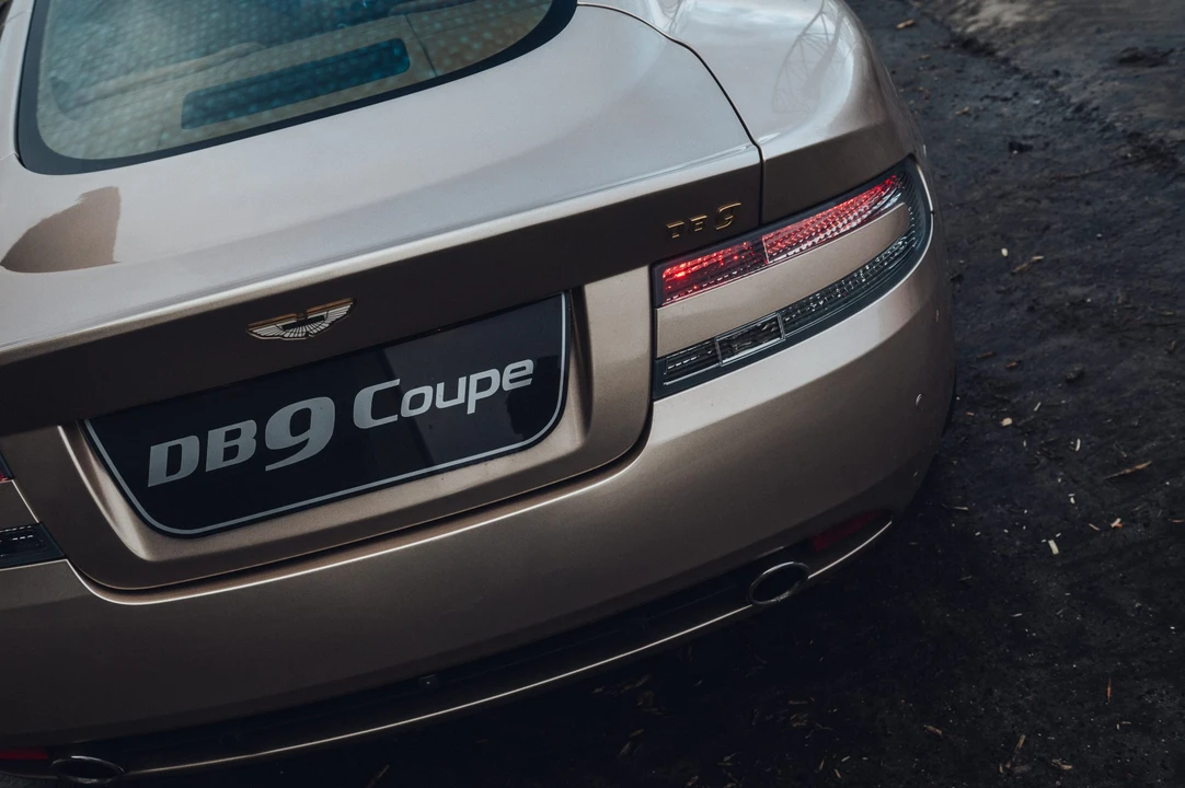 2010 Aston Martin DB9 - Image 19 of 31