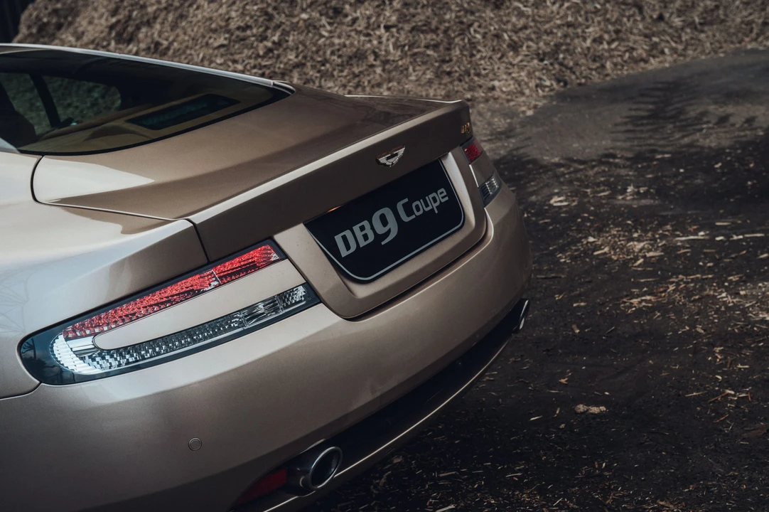 2010 Aston Martin DB9 - Image 20 of 31